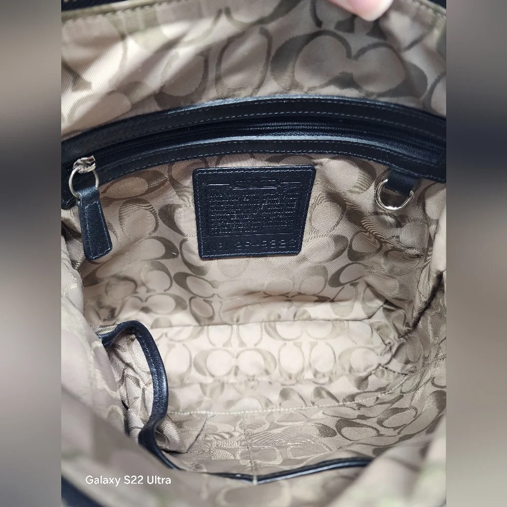 Coach 2 Way Leather Bag - Picture 13 of 14